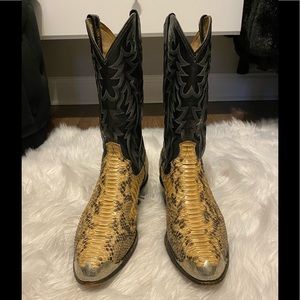 Dan Post Men’s size 10 1/2 cowboy boots